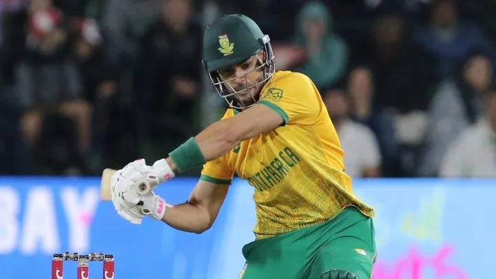 Reeza Hendricks hit eight fours and a six at 2nd T20I against India